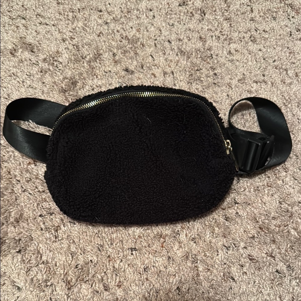 Black Fleece Belt Bag